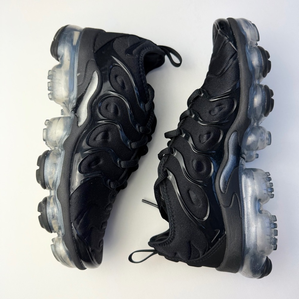 Nike Air Vapor Max Plus Black Sneakers Women’s 7 - Picture 3 of 12